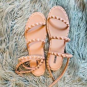 Steve Madden Travel sandals